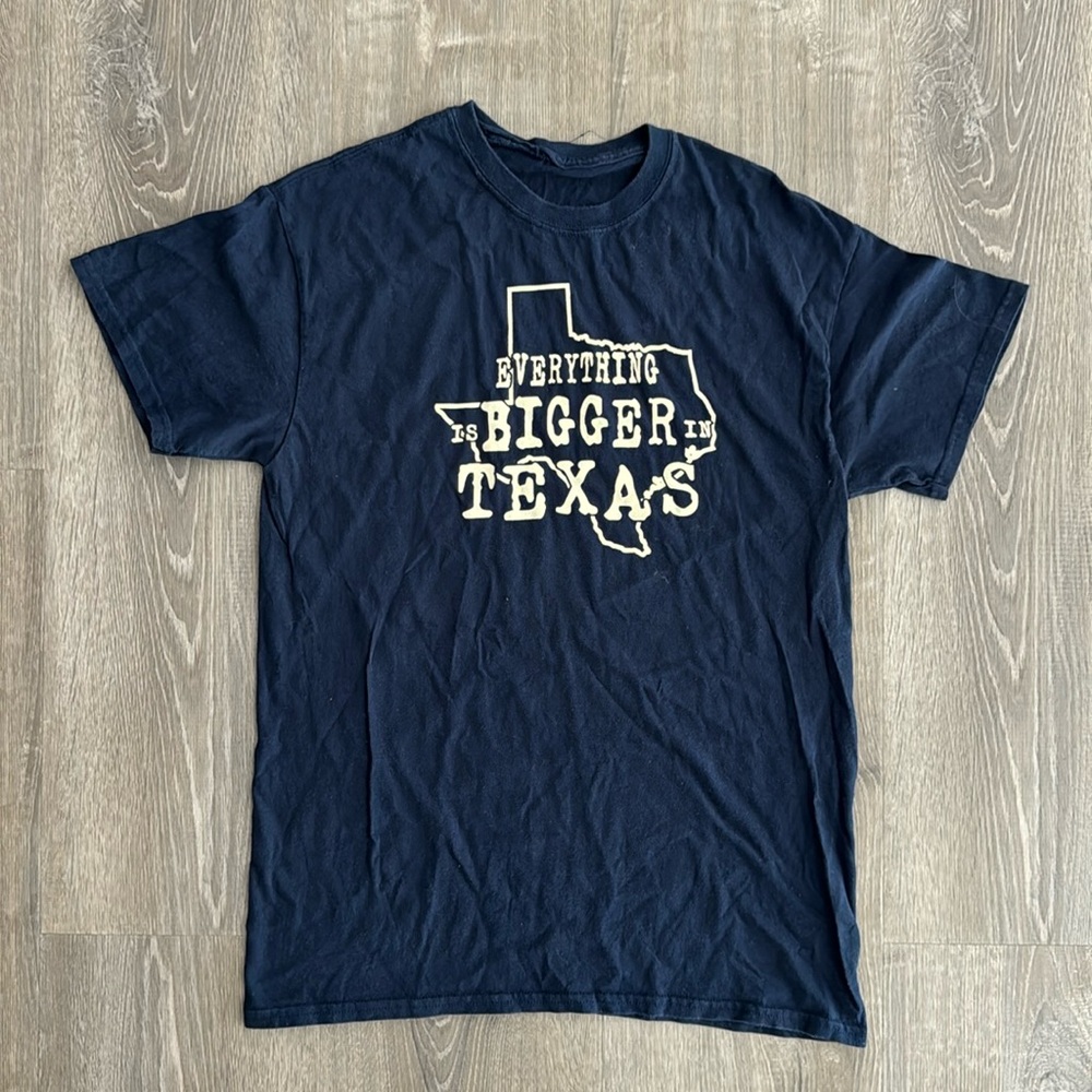 URBAN RENEWAL | ‘Everything Is Bigger In Texas’ T-Shirt